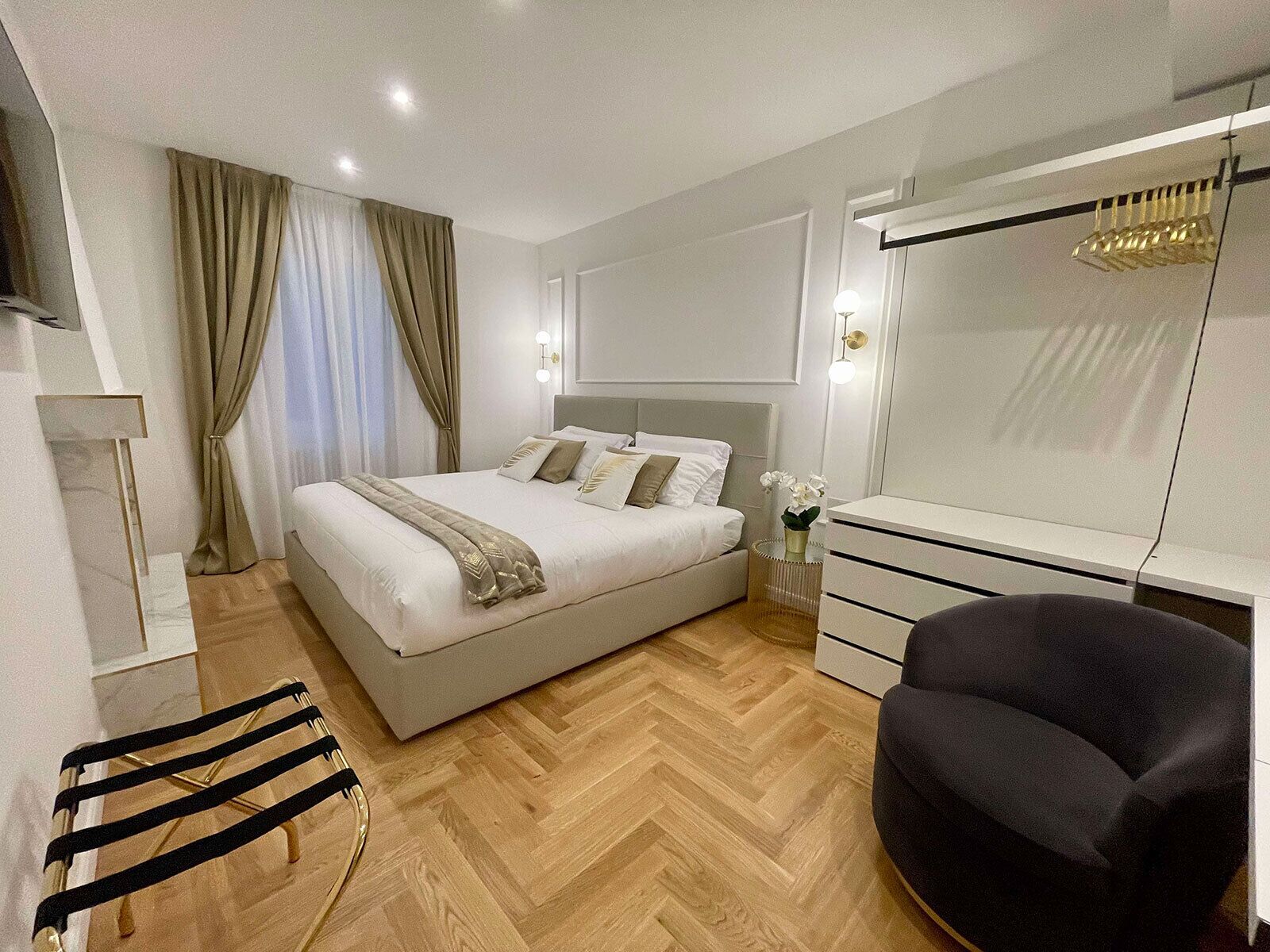 Bellagio Luxury Suites