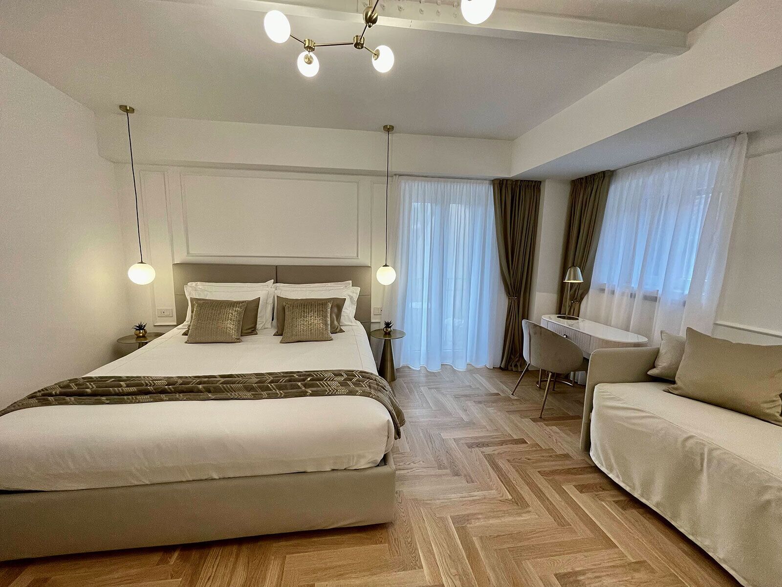 Bellagio Luxury Suites