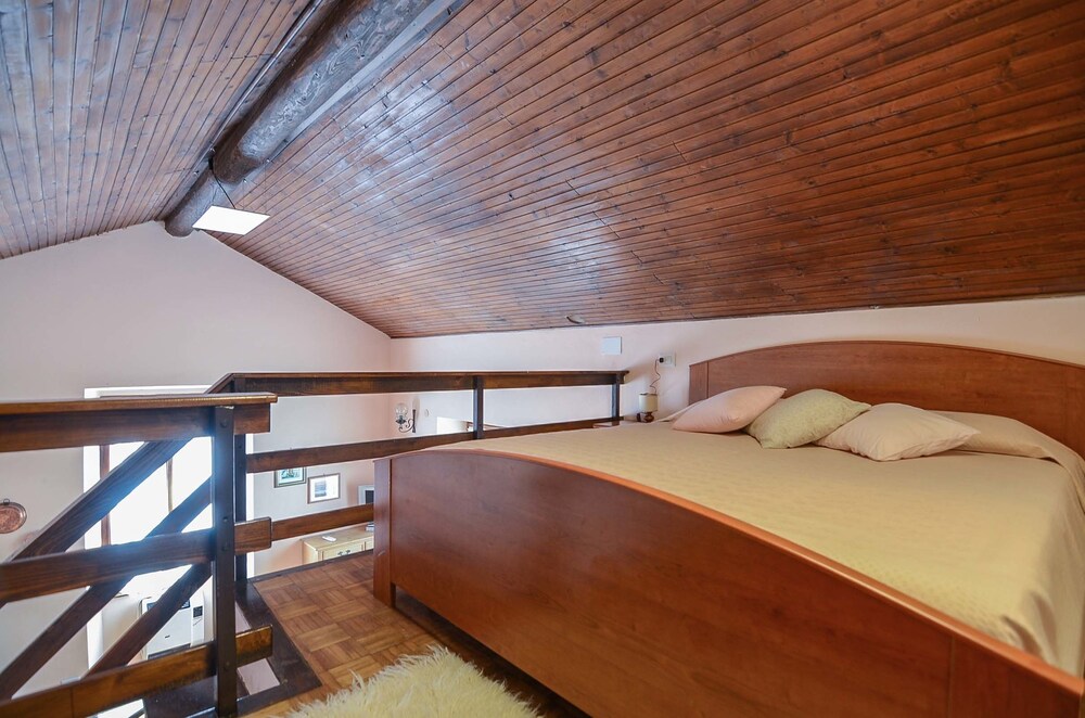 Tata And Loft Apartments