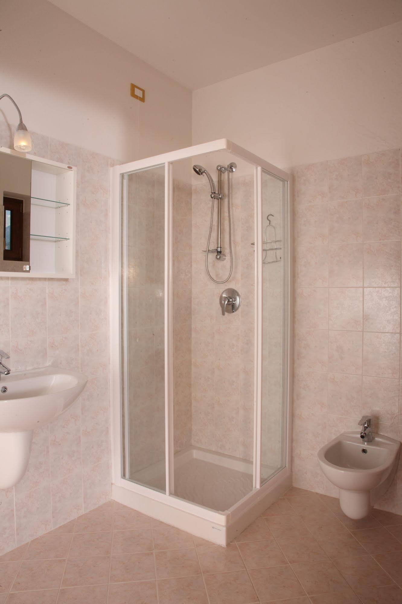 June Stay Lake Garda