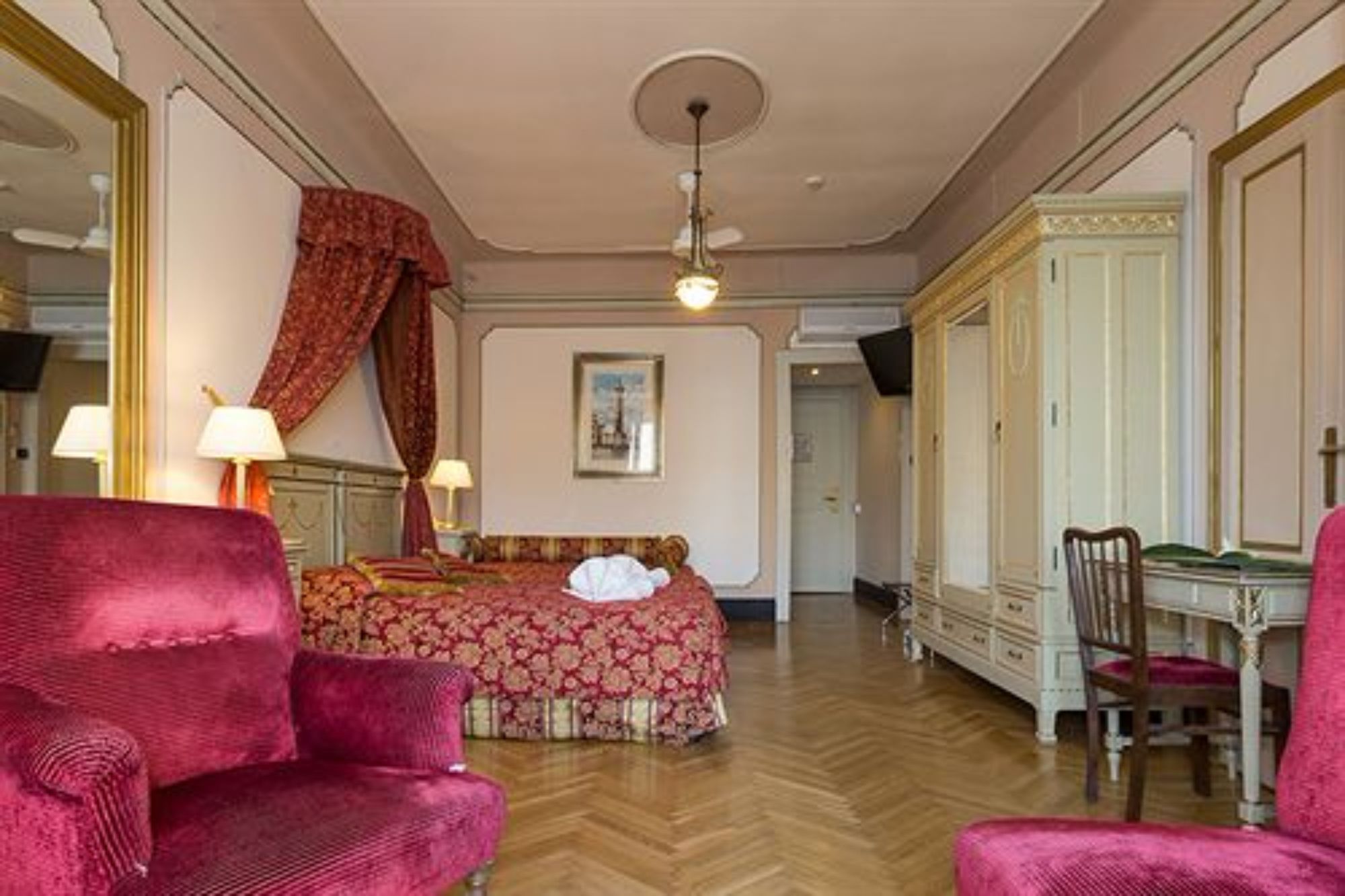 Hotel Britannia Excelsior