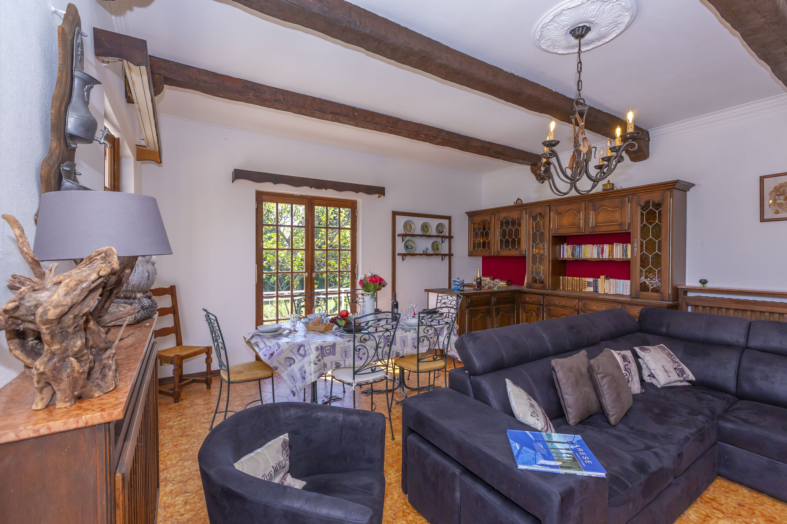 Villa Martine Au Bord Du Lac by Happy Rentals