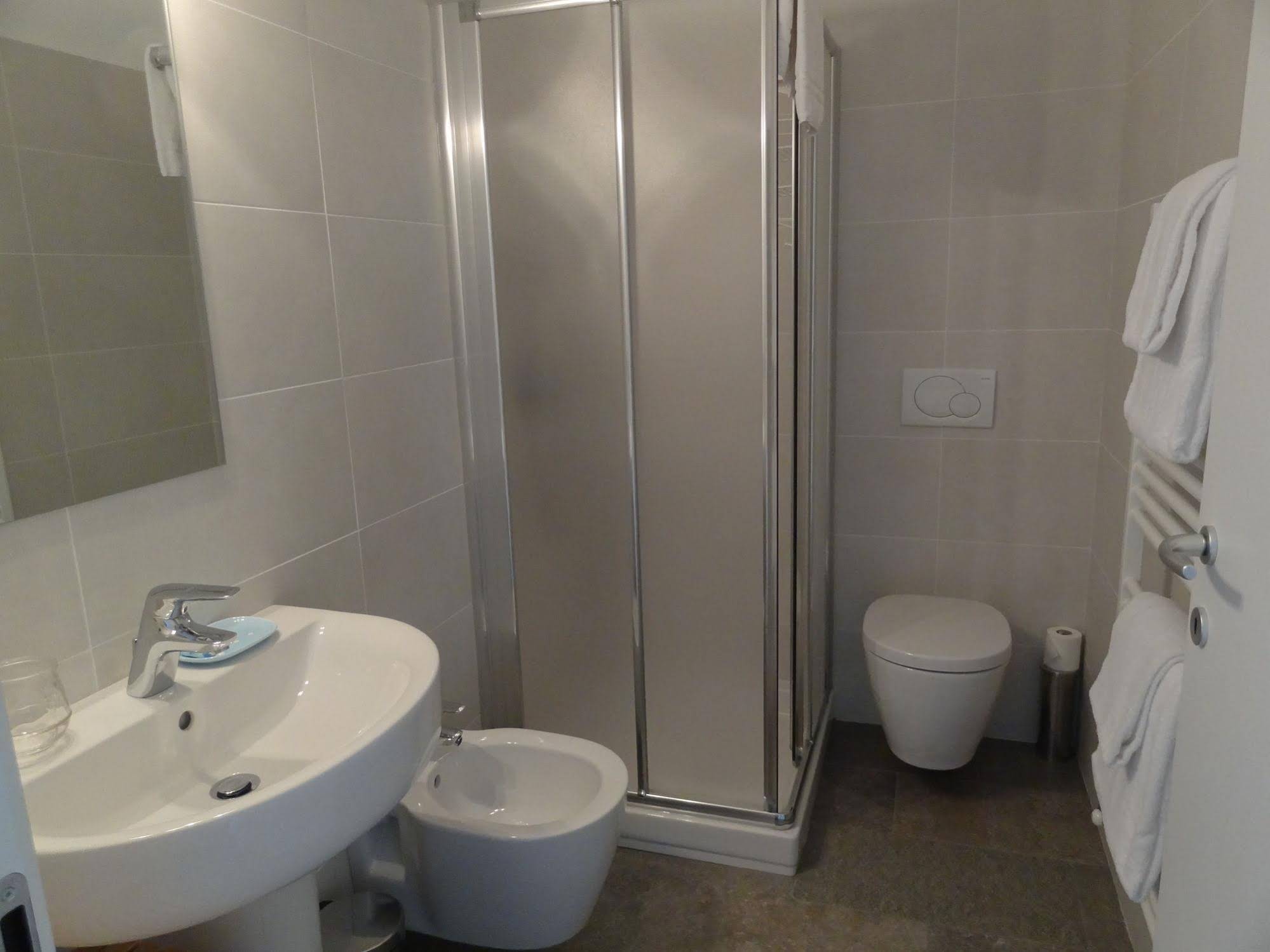 Helianthus Residence