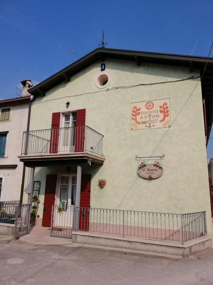 Il Roseto Holidays