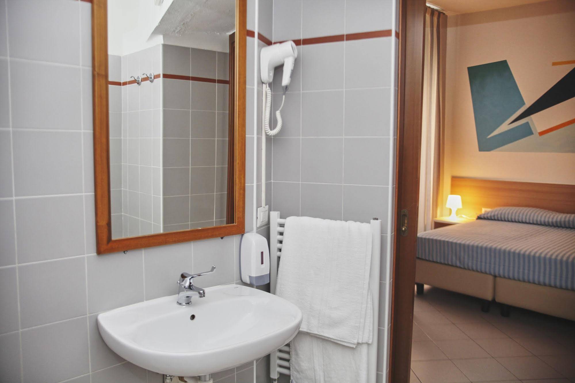 Anton&Art Hotel