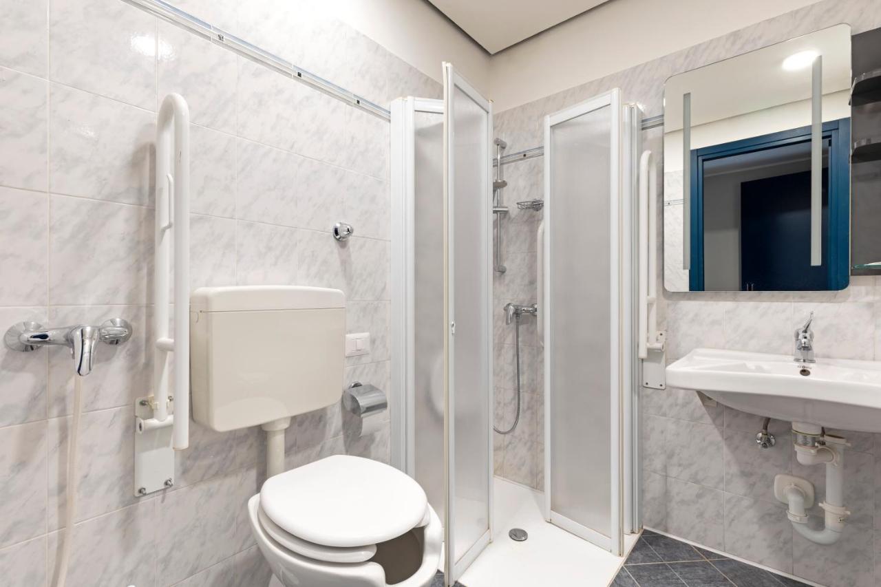 B&B Hotel COMO City Center