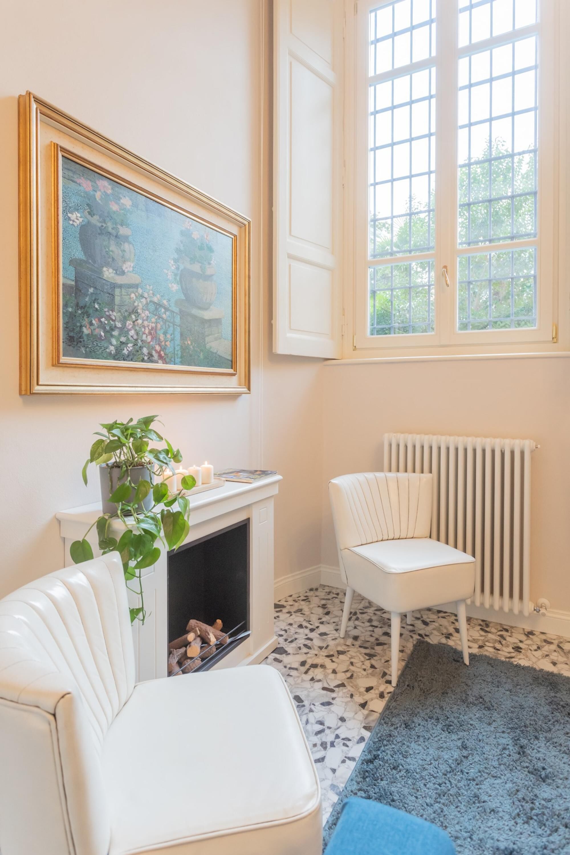 Cinque Giornate 70 Suites by Rent All Como