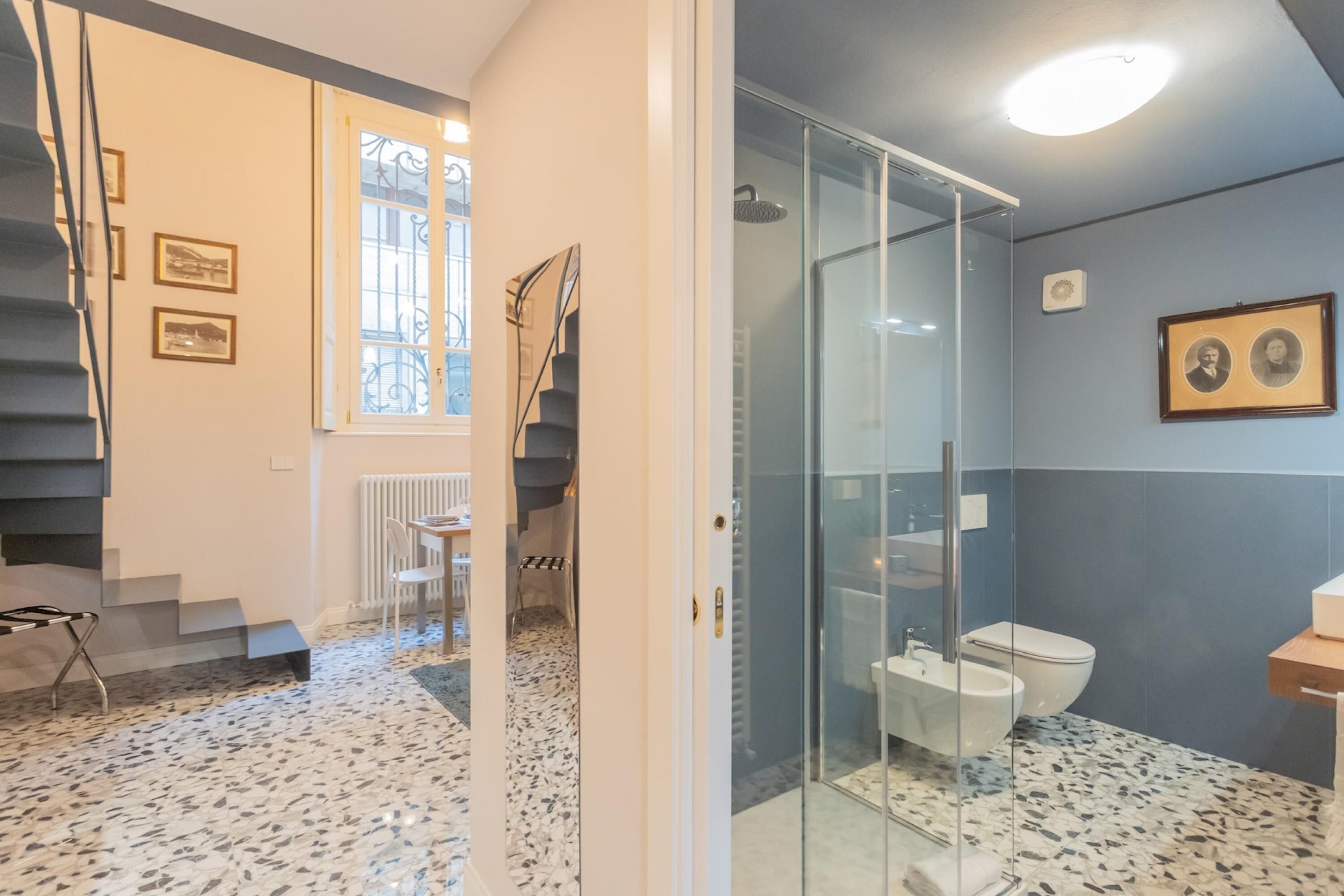 Cinque Giornate 70 Suites by Rent All Como