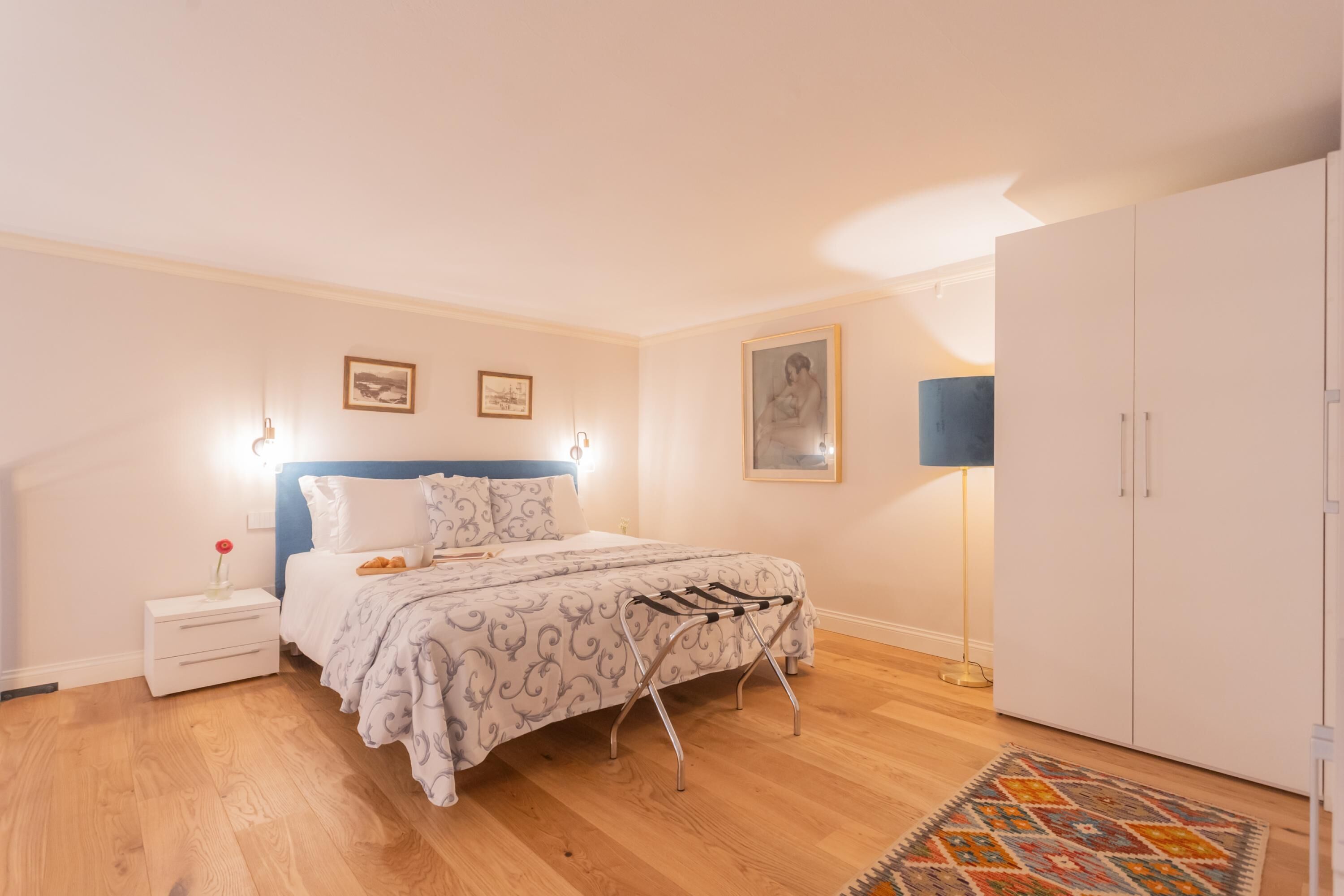Cinque Giornate 70 Suites by Rent All Como