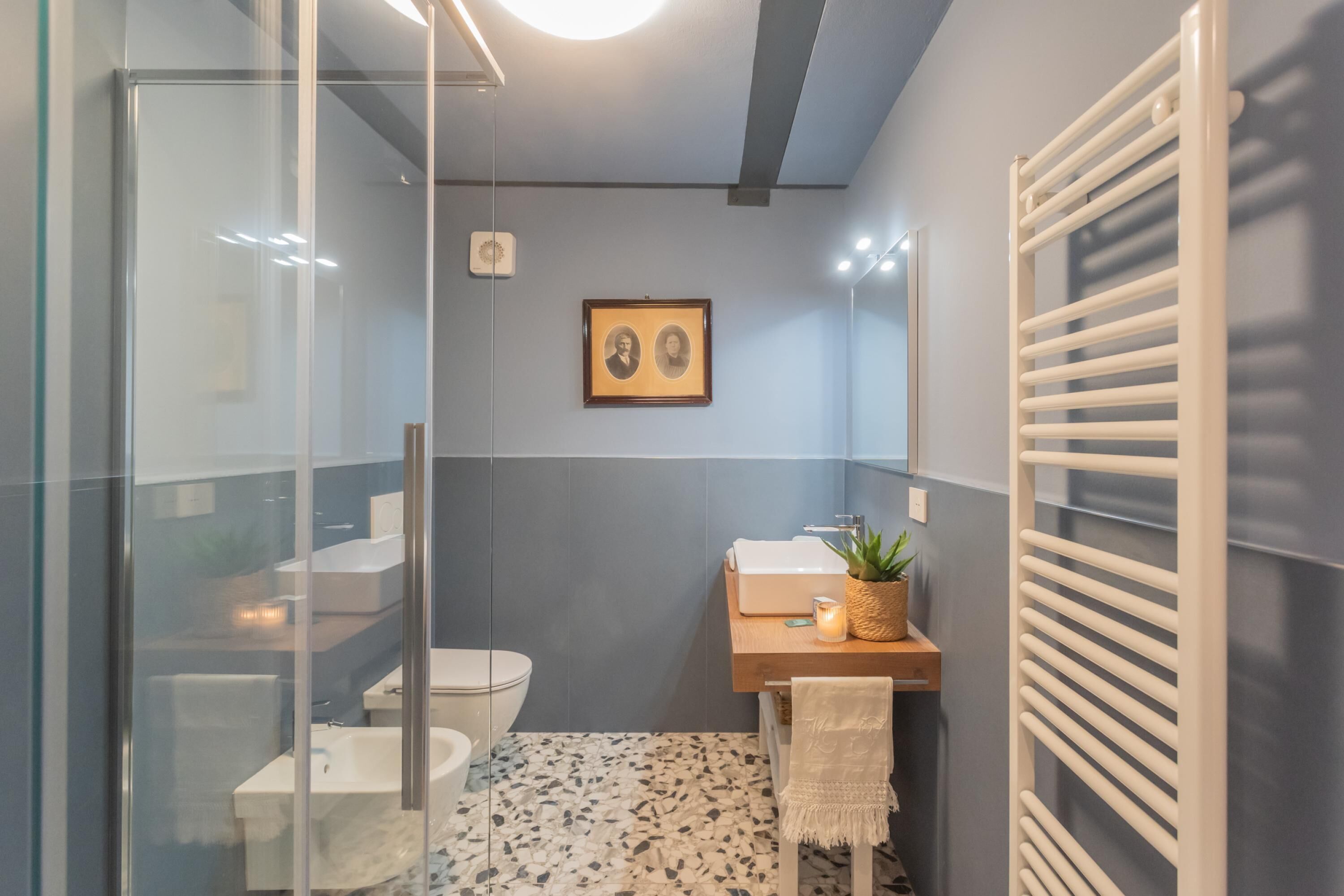 Cinque Giornate 70 Suites by Rent All Como