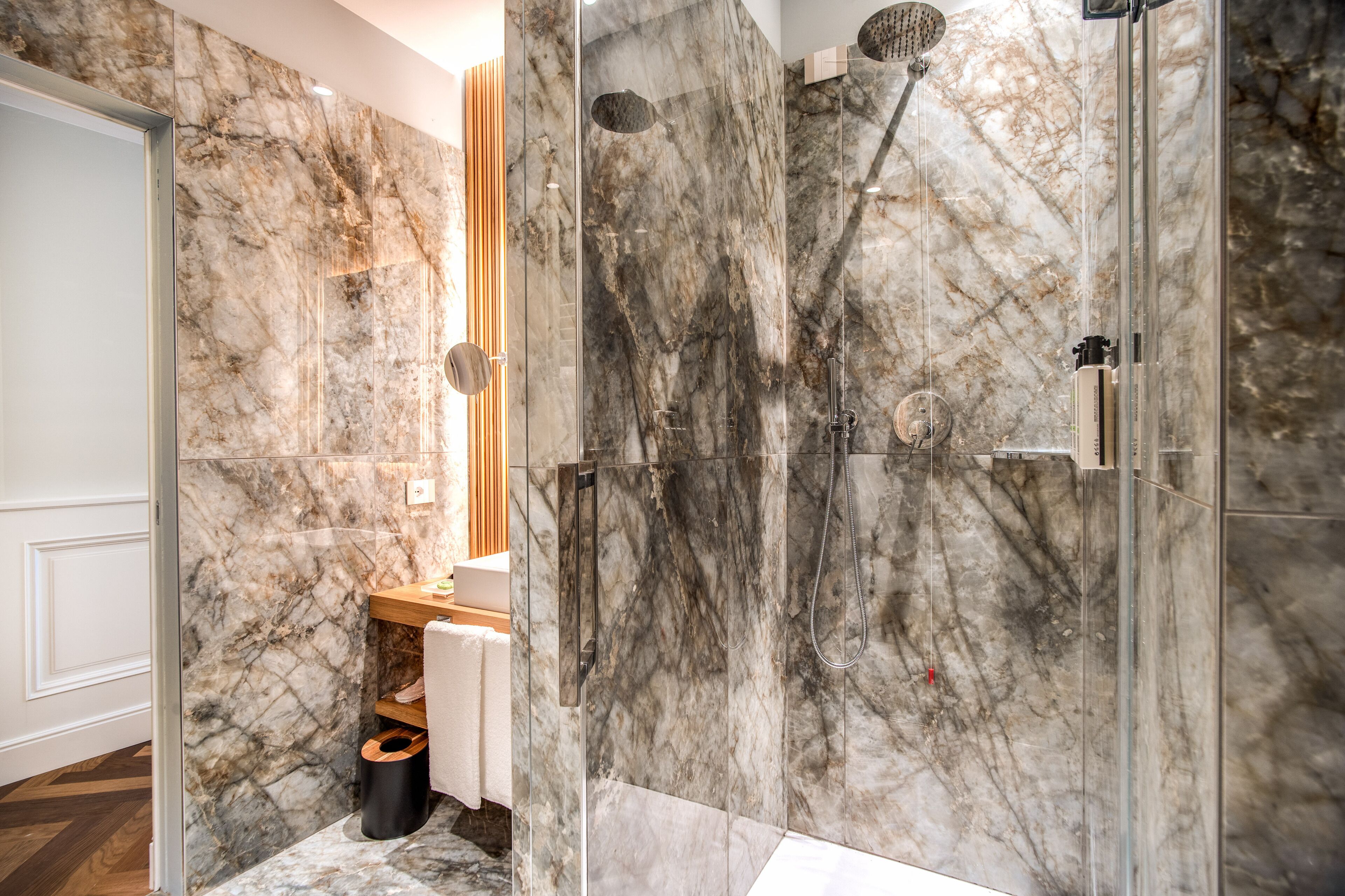 DBH Duomo Boutique Hotel