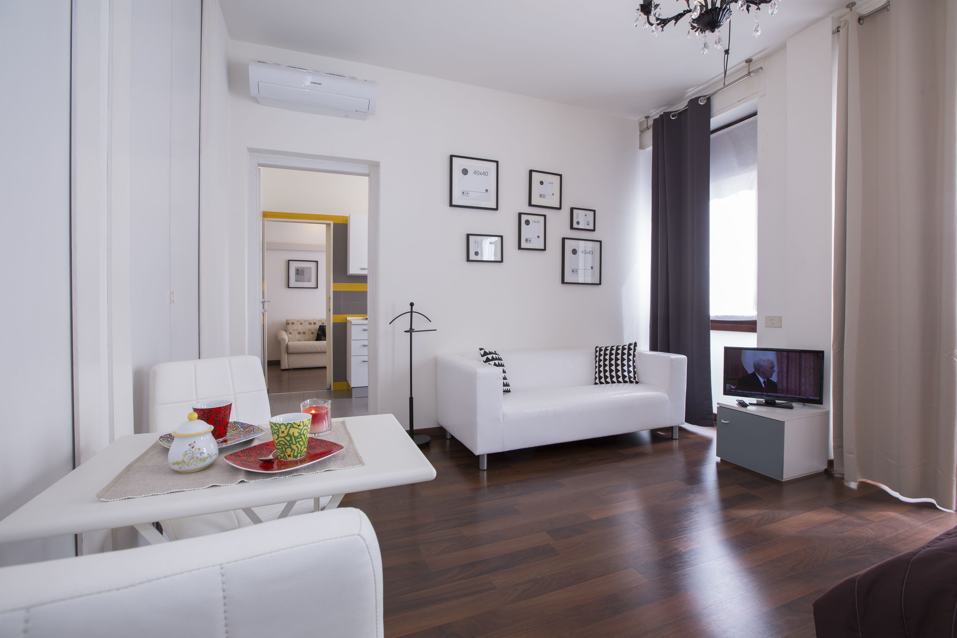 The Square Apartment