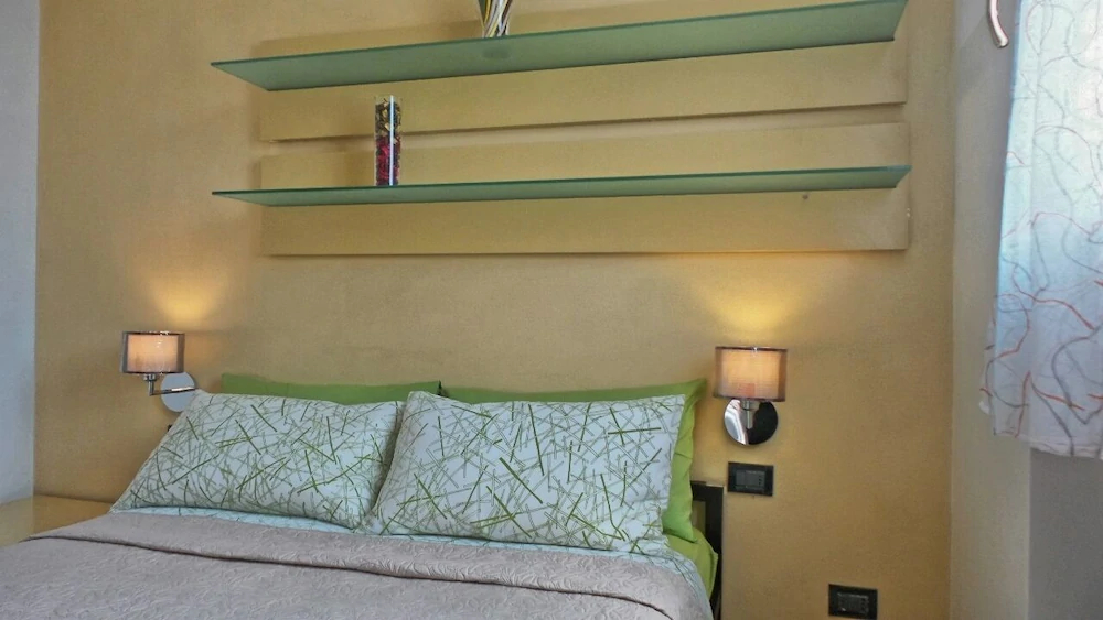 Blue Garda Apartments