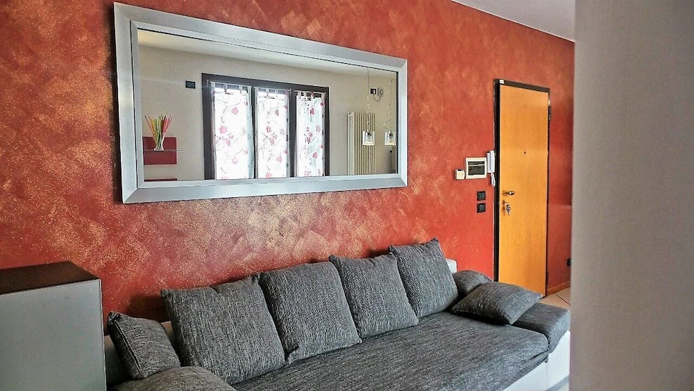 Blue Garda Apartments