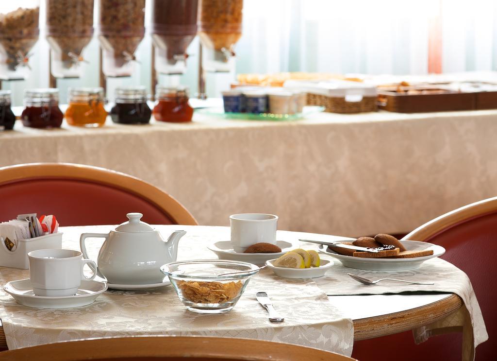 Hotel Leonardo Da Vinci - Erba