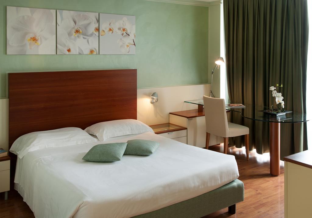 Hotel Leonardo Da Vinci - Erba