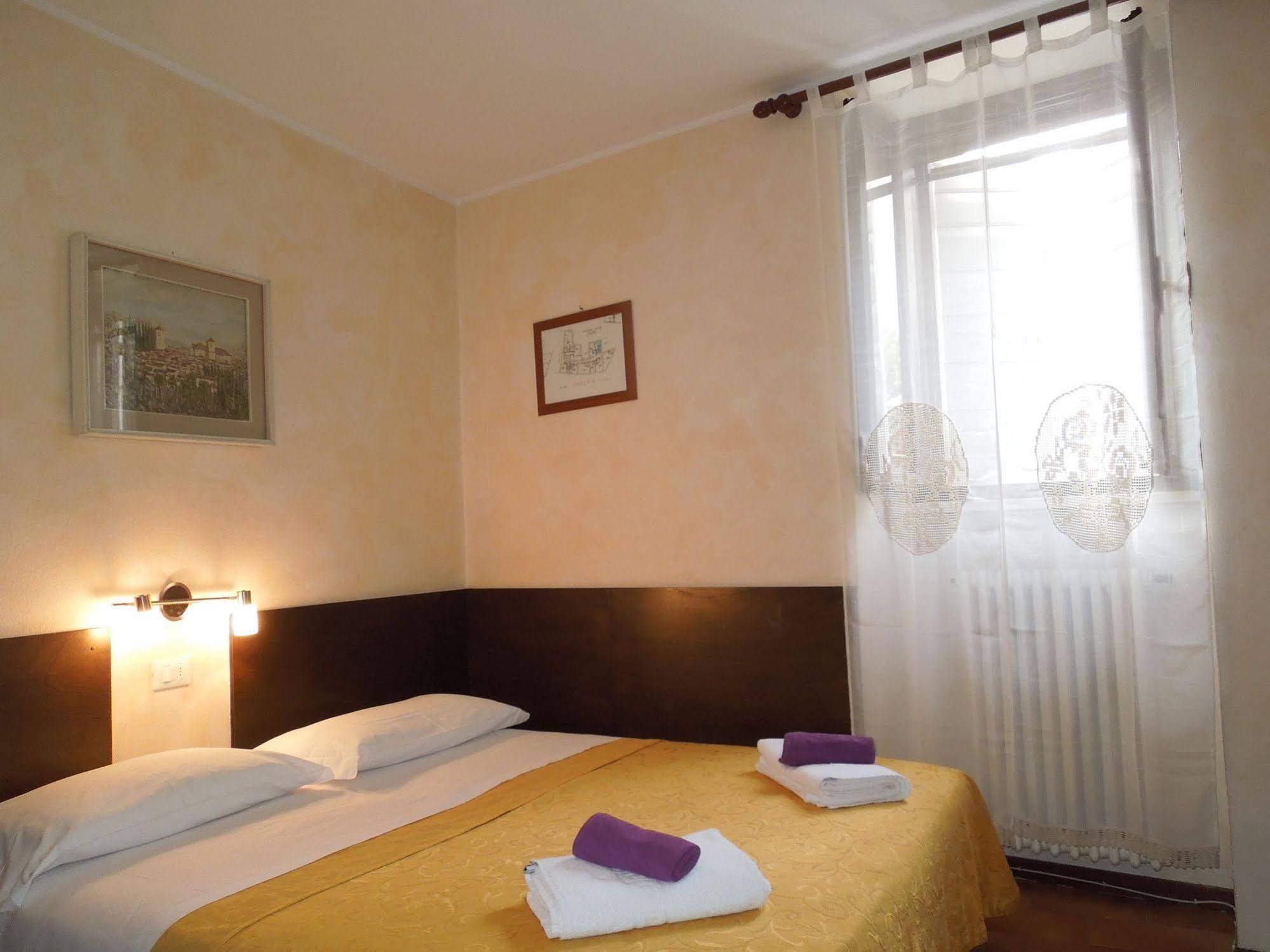 Hotel Touring Gardone Riviera