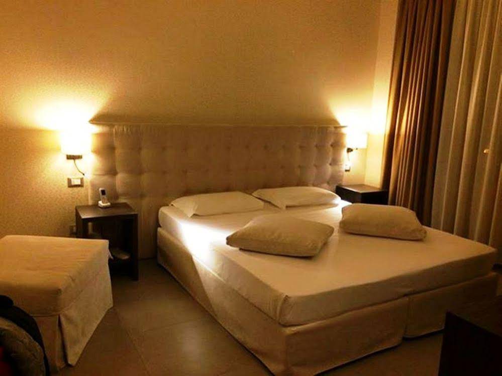 HLL Hotel Lungolago Lecco