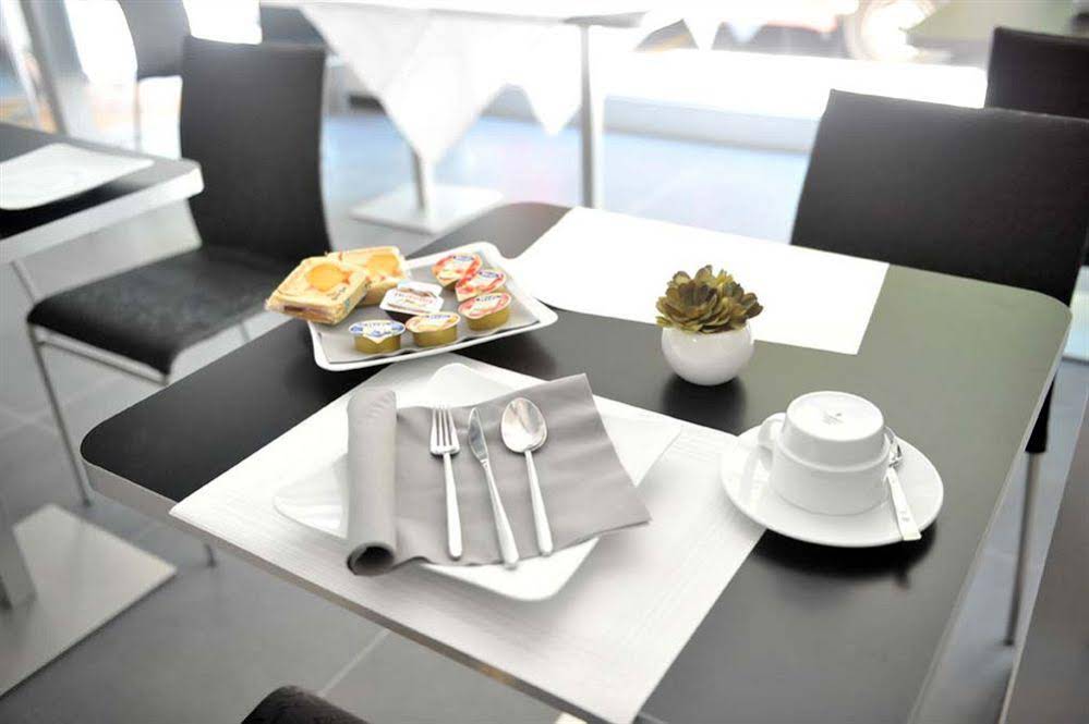 HLL Hotel Lungolago Lecco