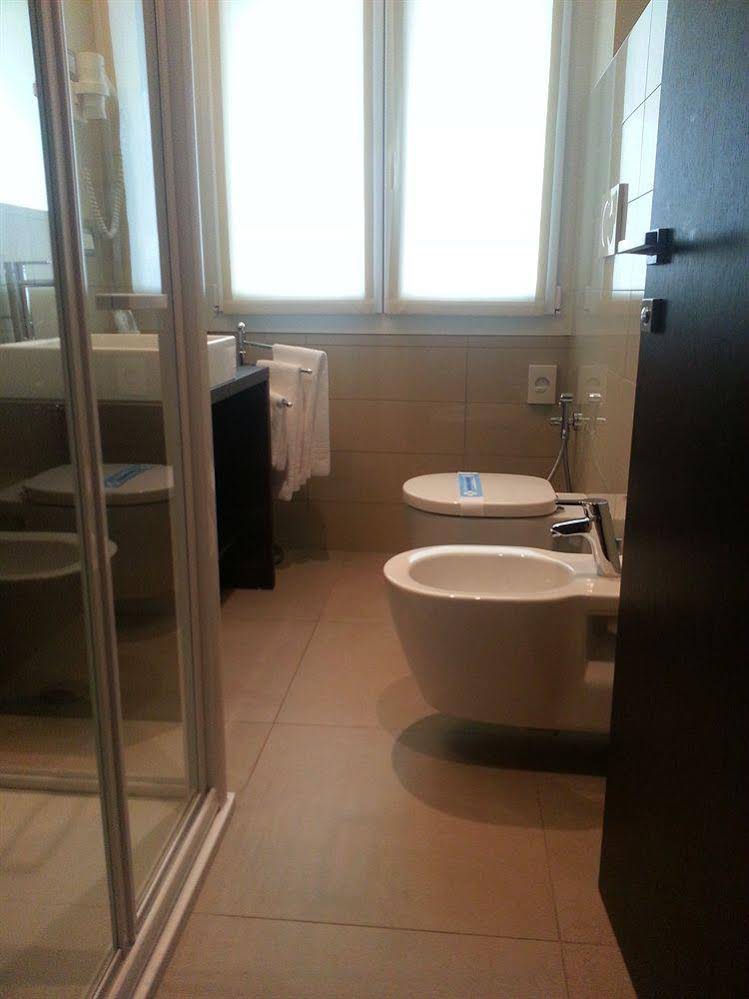HLL Hotel Lungolago Lecco