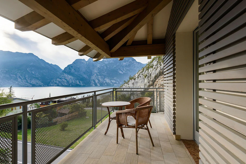 Hi Hotels Torbole Pool & Spa