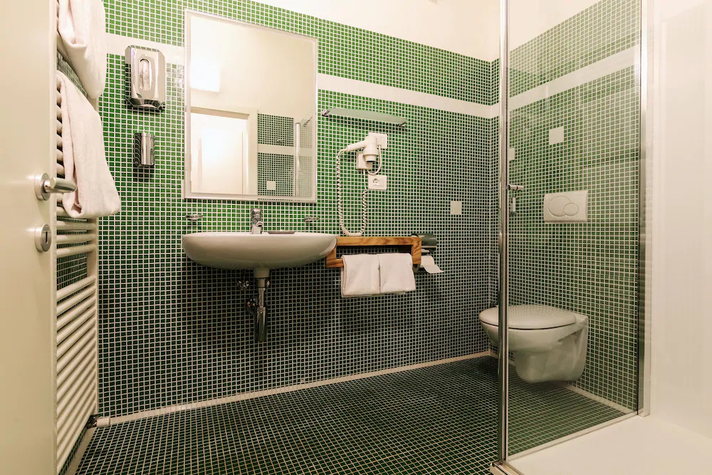 Hi Hotels Torbole Pool & Spa
