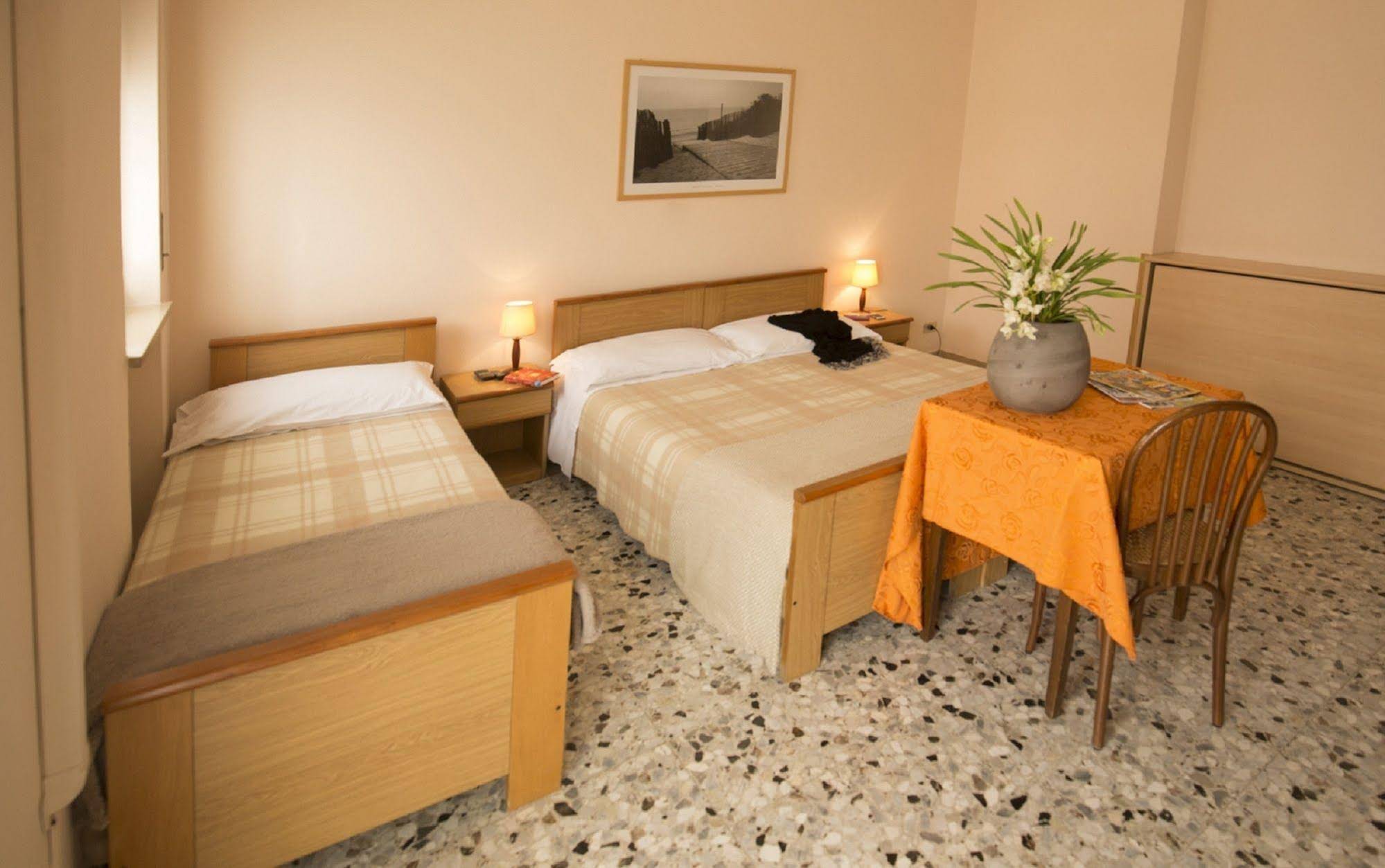 Hotel Buena Onda