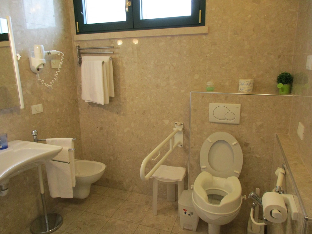 Rooms and Breakfast La Forgia