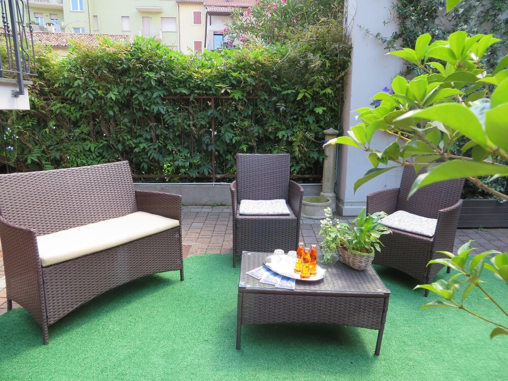 Bella Villa Apartments
