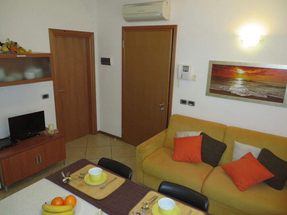 Bella Villa Apartments