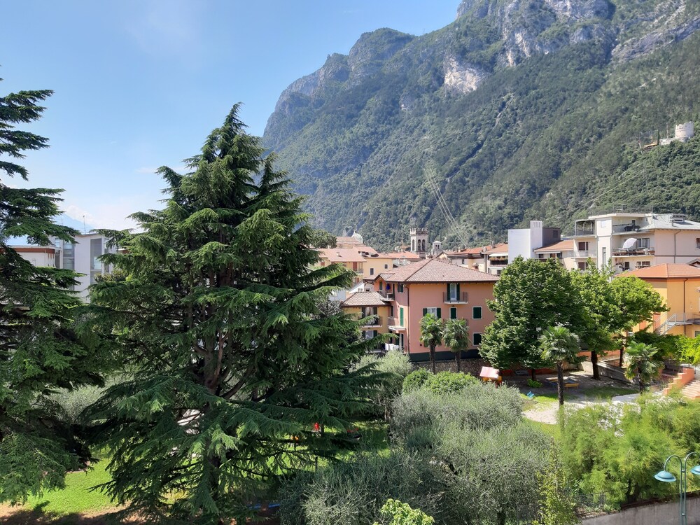Bella Villa Apartments