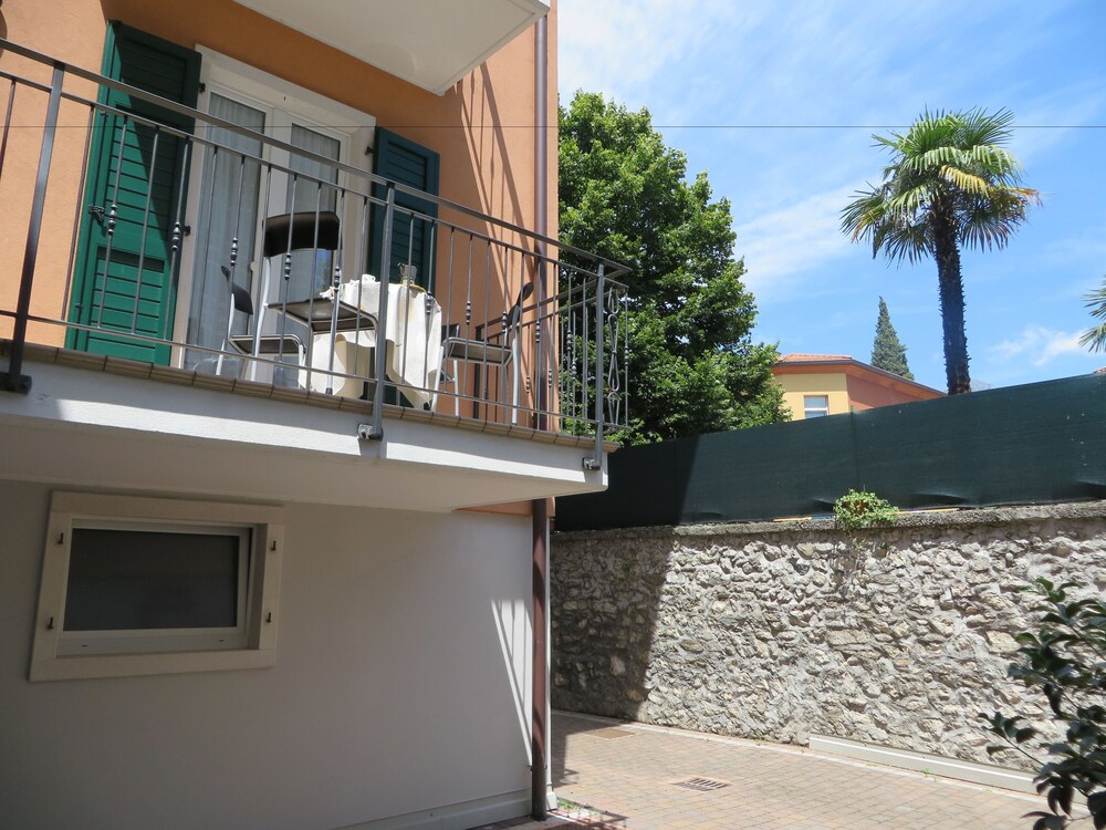 Bella Villa Apartments