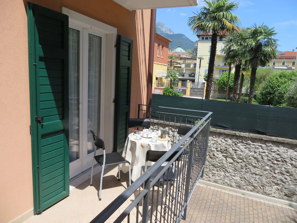 Bella Villa Apartments