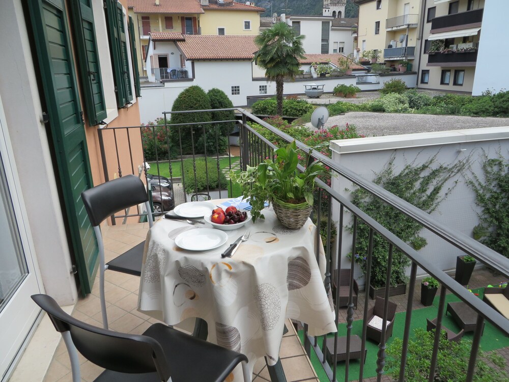 Bella Villa Apartments