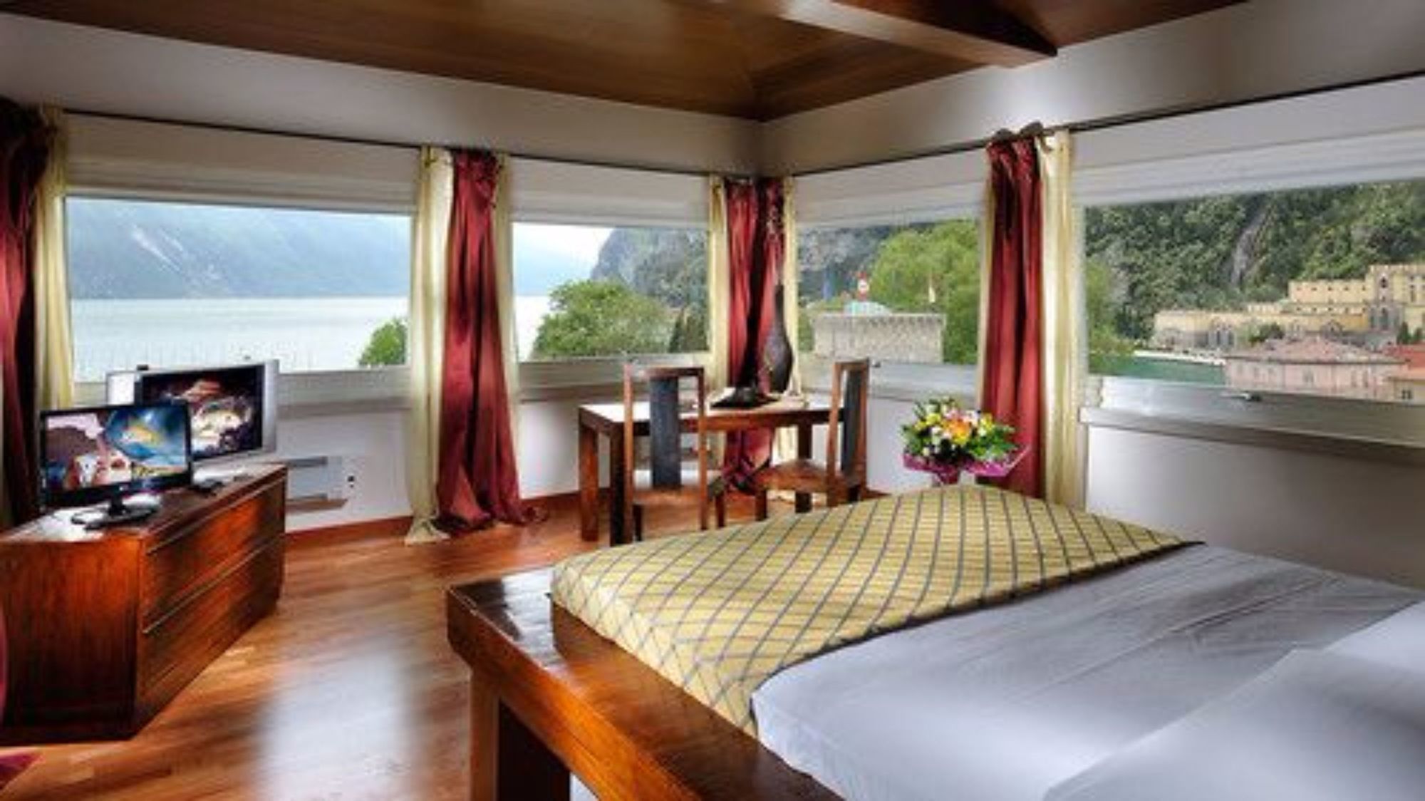 Grand Hotel Riva
