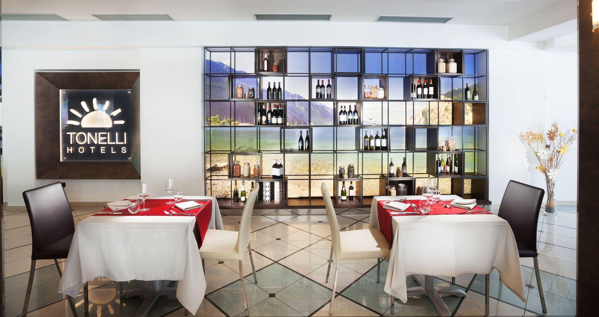 Hotel Garda - TonelliHotels