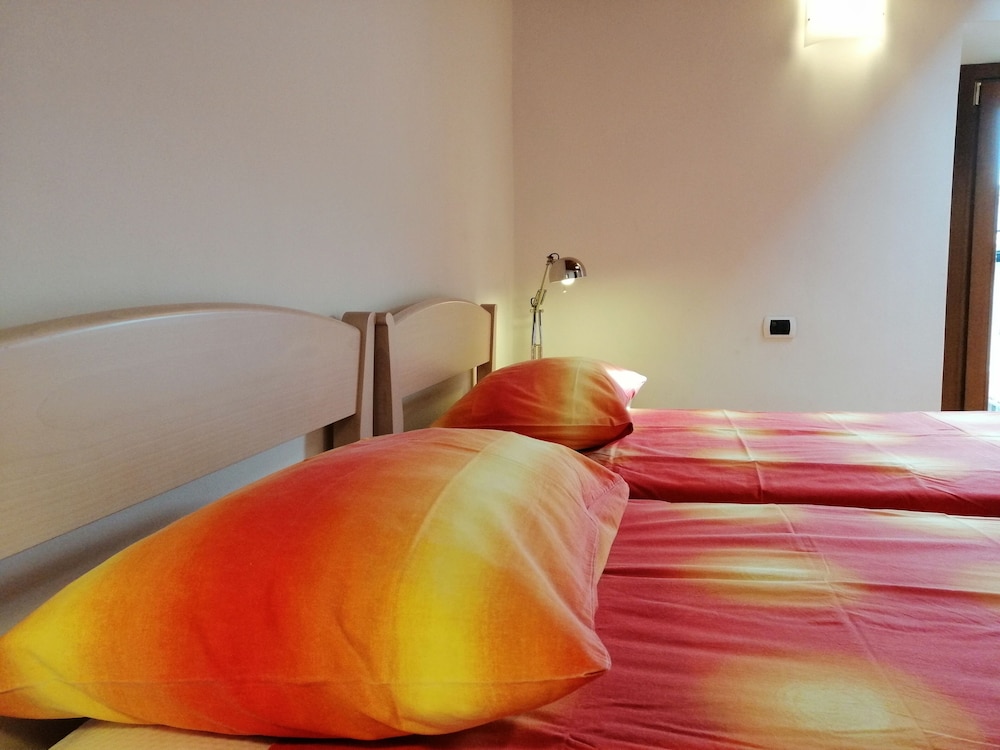 IseoLakeRental - Casa Del Pescatore