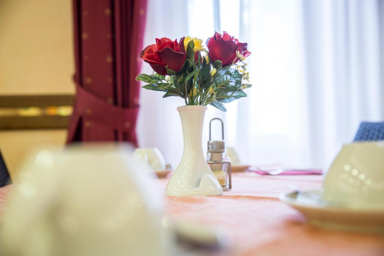 Gardenia Hotel