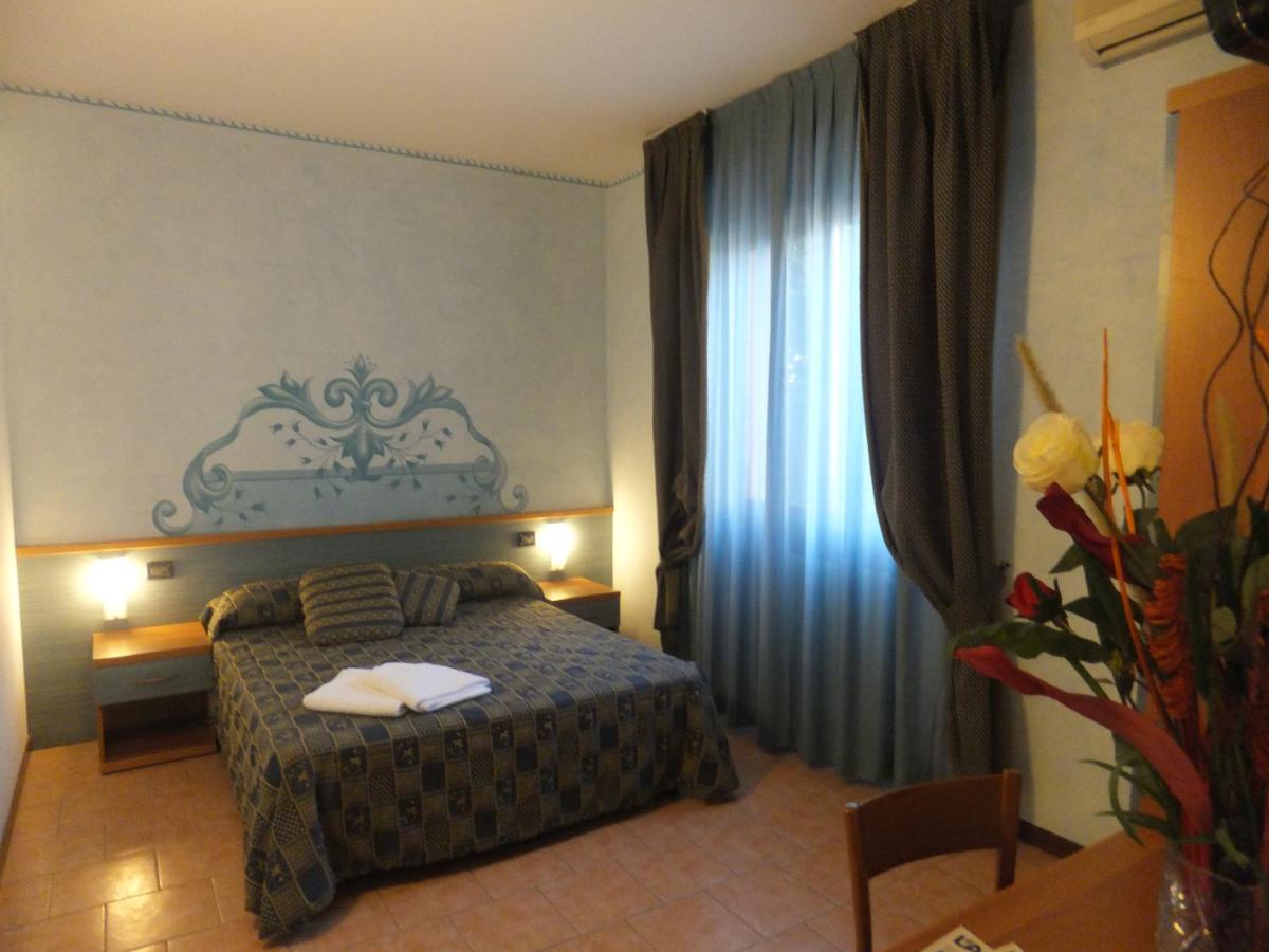 Gardenia Hotel