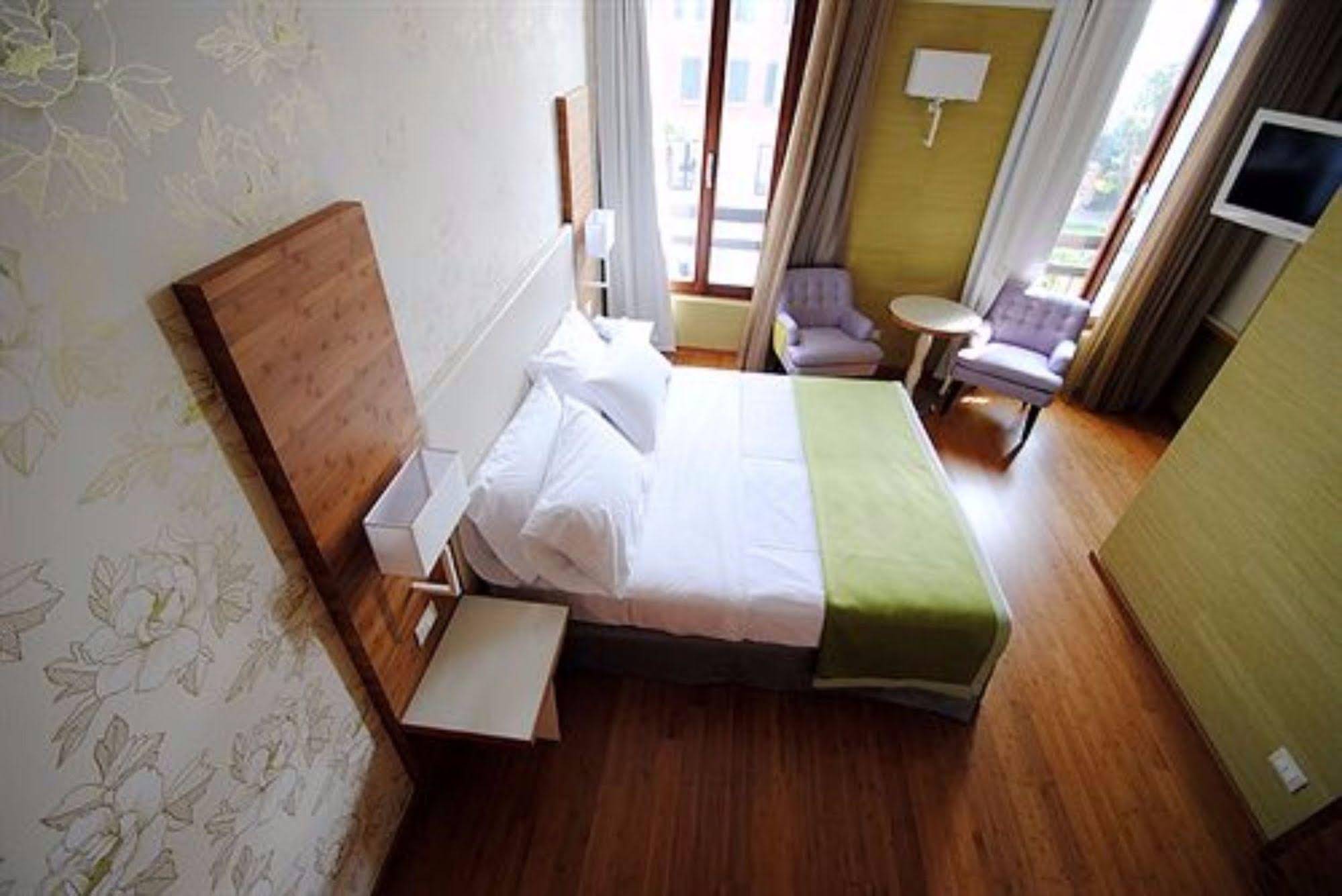 Hotel Eden