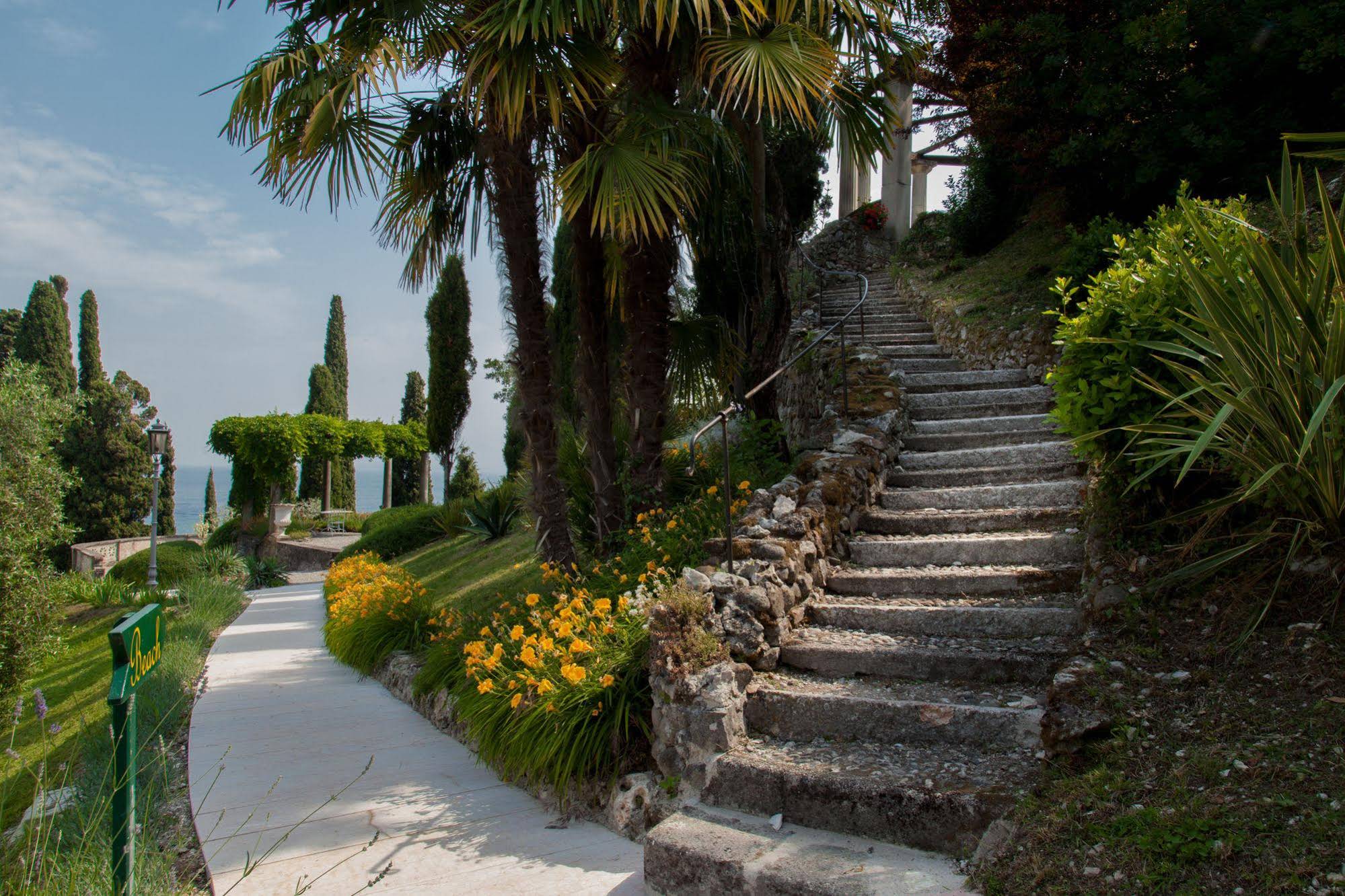 Villa Cortine Palace