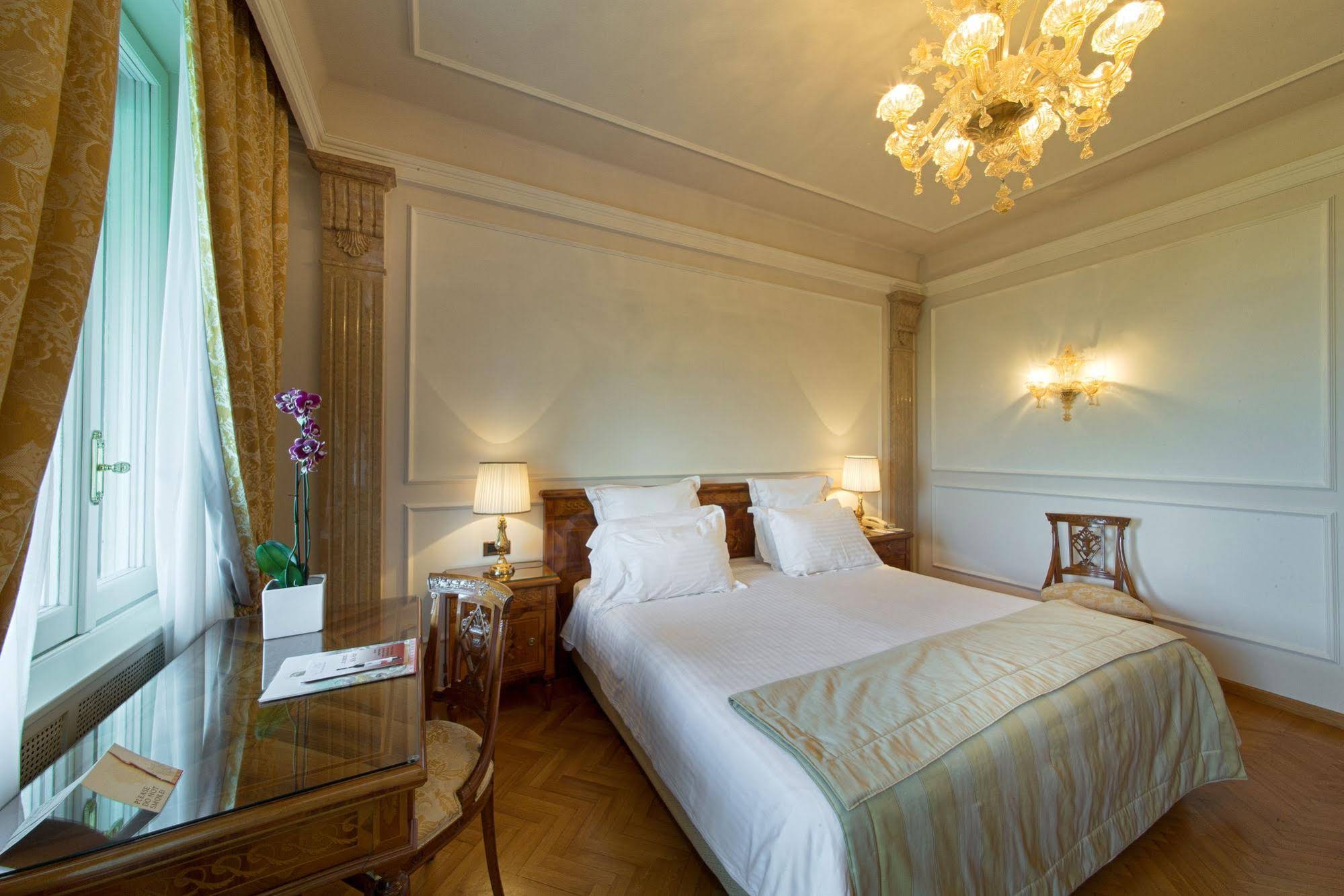 Villa Cortine Palace