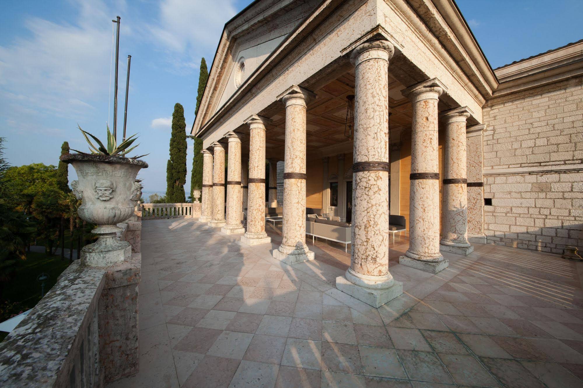 Villa Cortine Palace