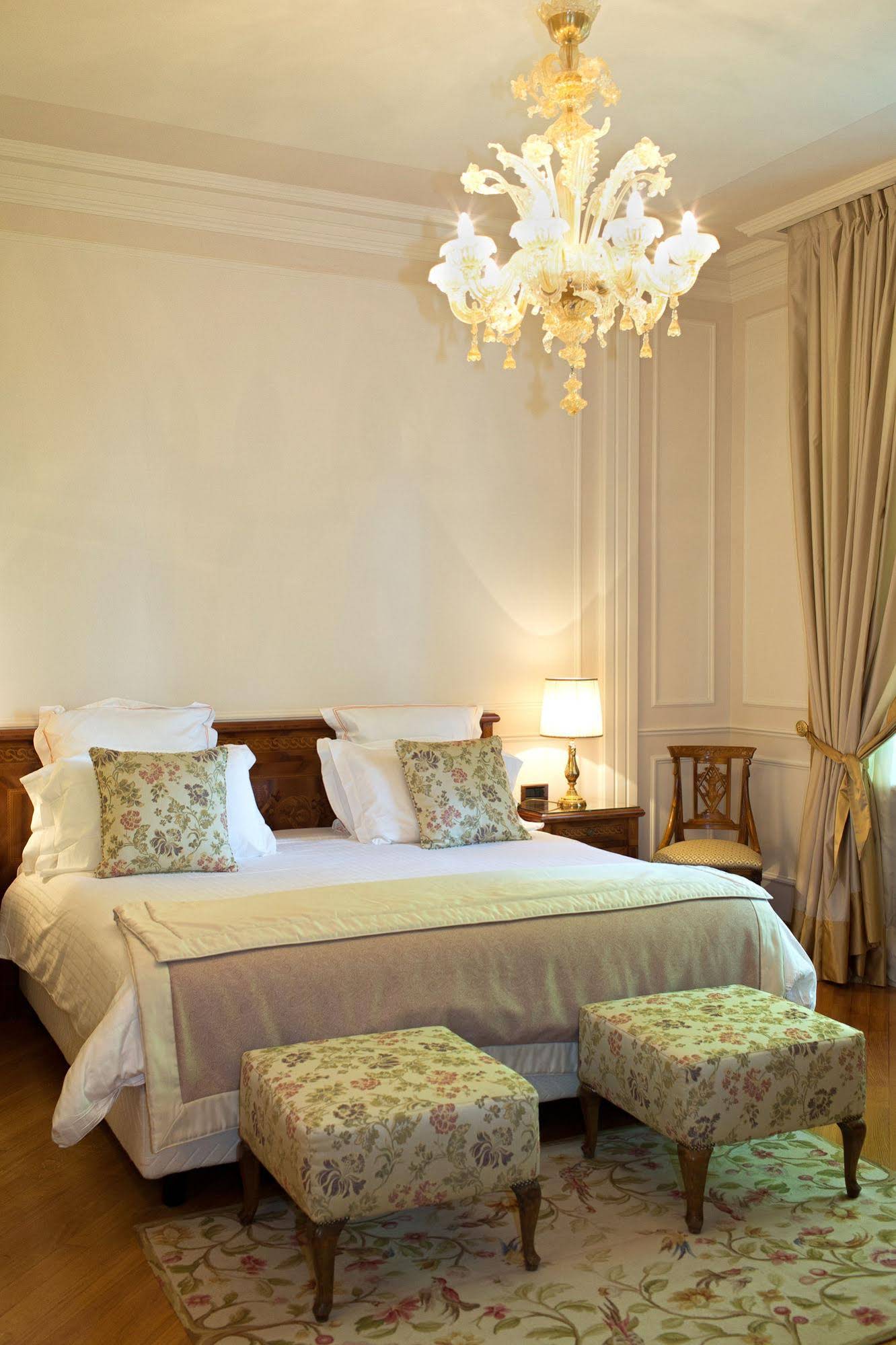 Villa Cortine Palace