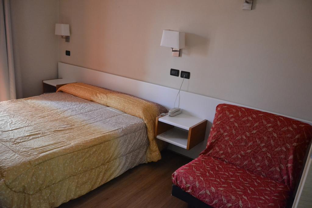 Hotel Arya