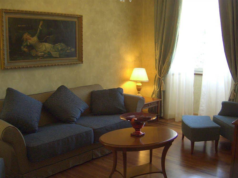Hotel Villa Borghi