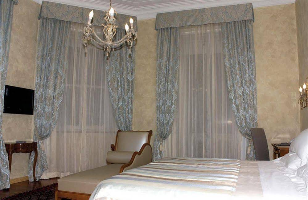 Hotel Villa Borghi