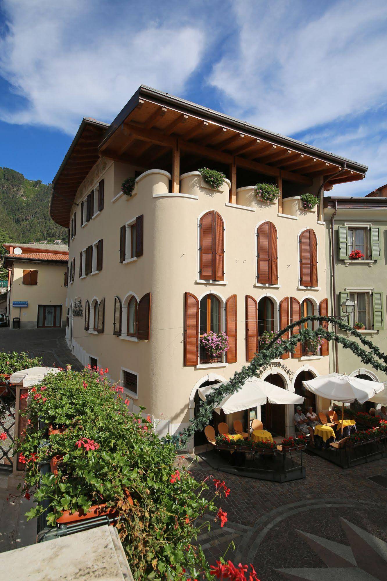 Hotel Garnì Tignale