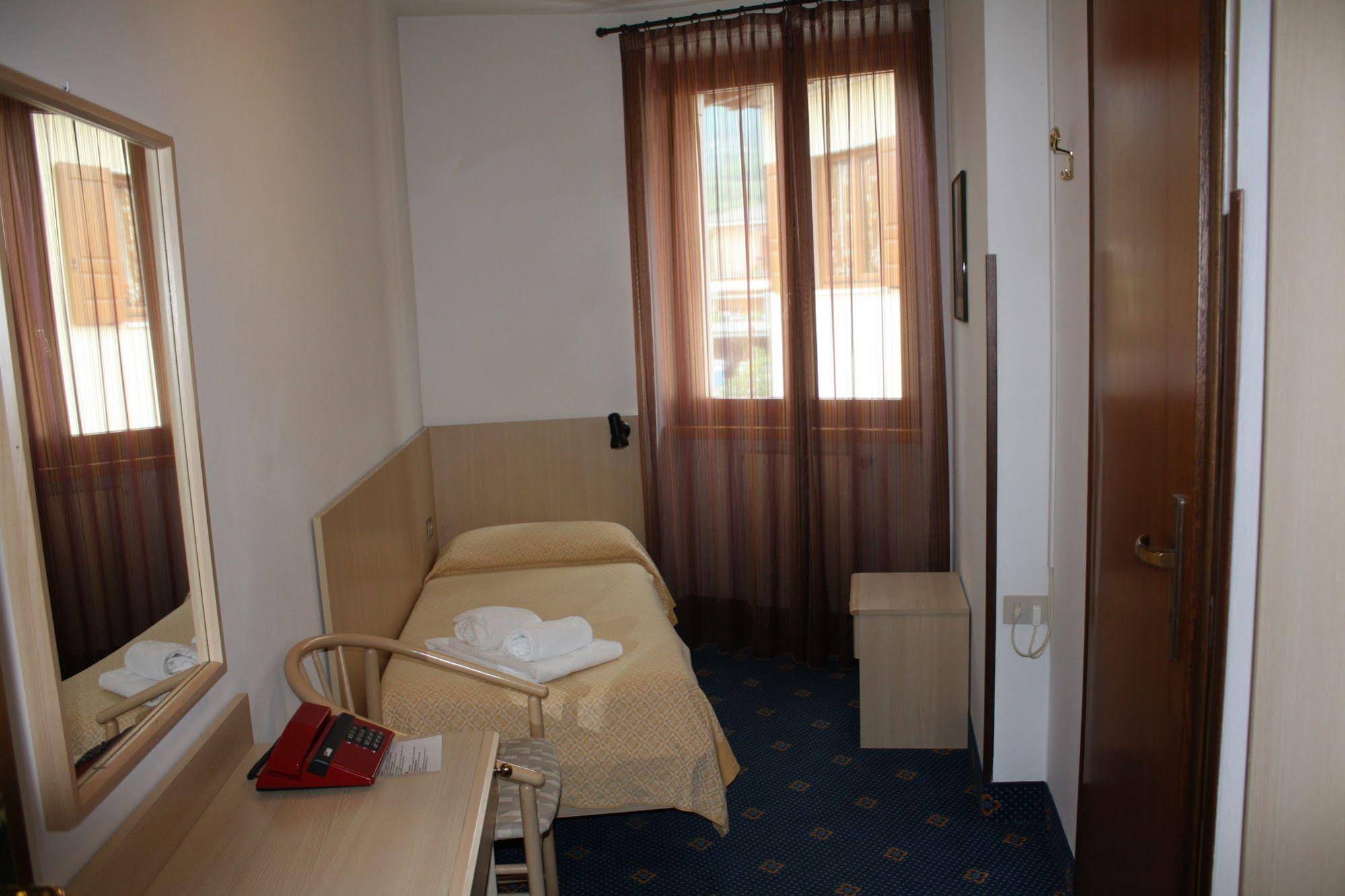 Hotel Garnì Tignale