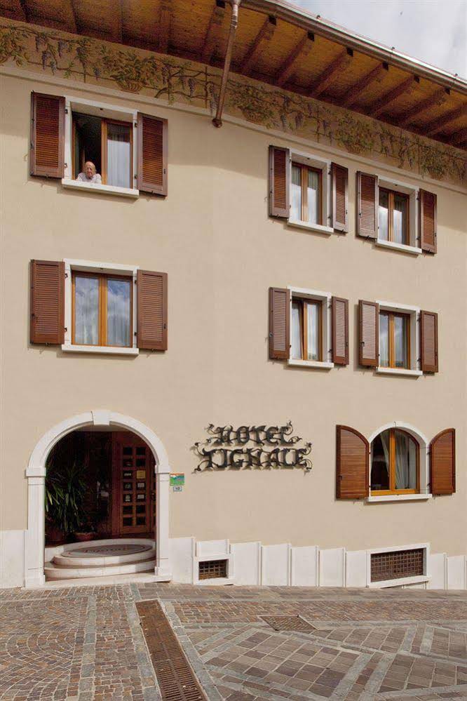 Hotel Garnì Tignale